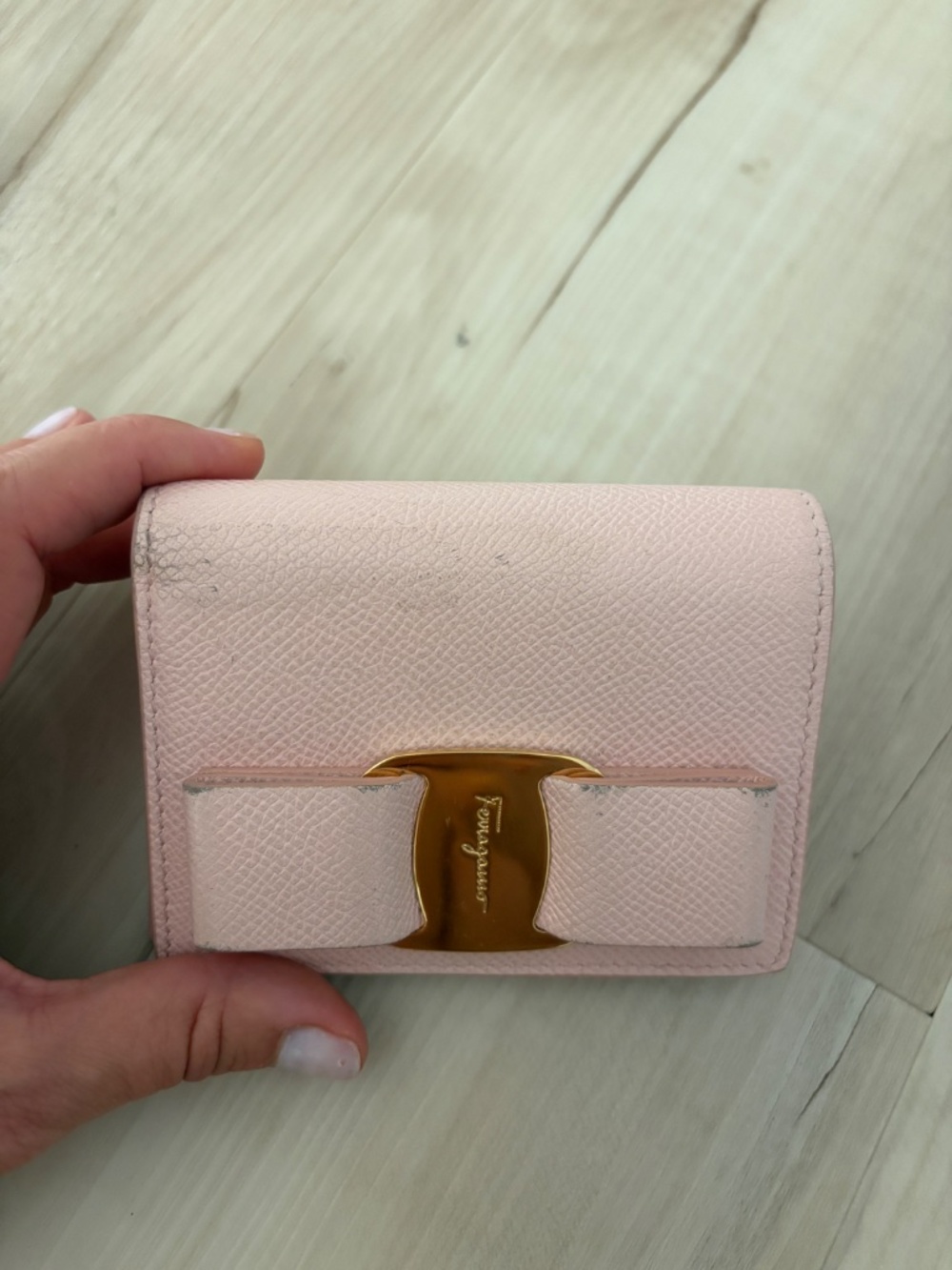 Ferragamo Wallet - Picture 2 of 9
